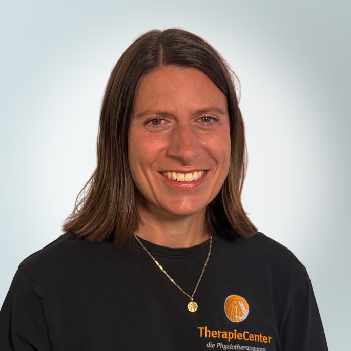 Ewen_Alexa_grau_2025